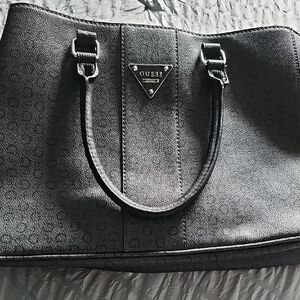 GUESS Elegant Black Tote Bag